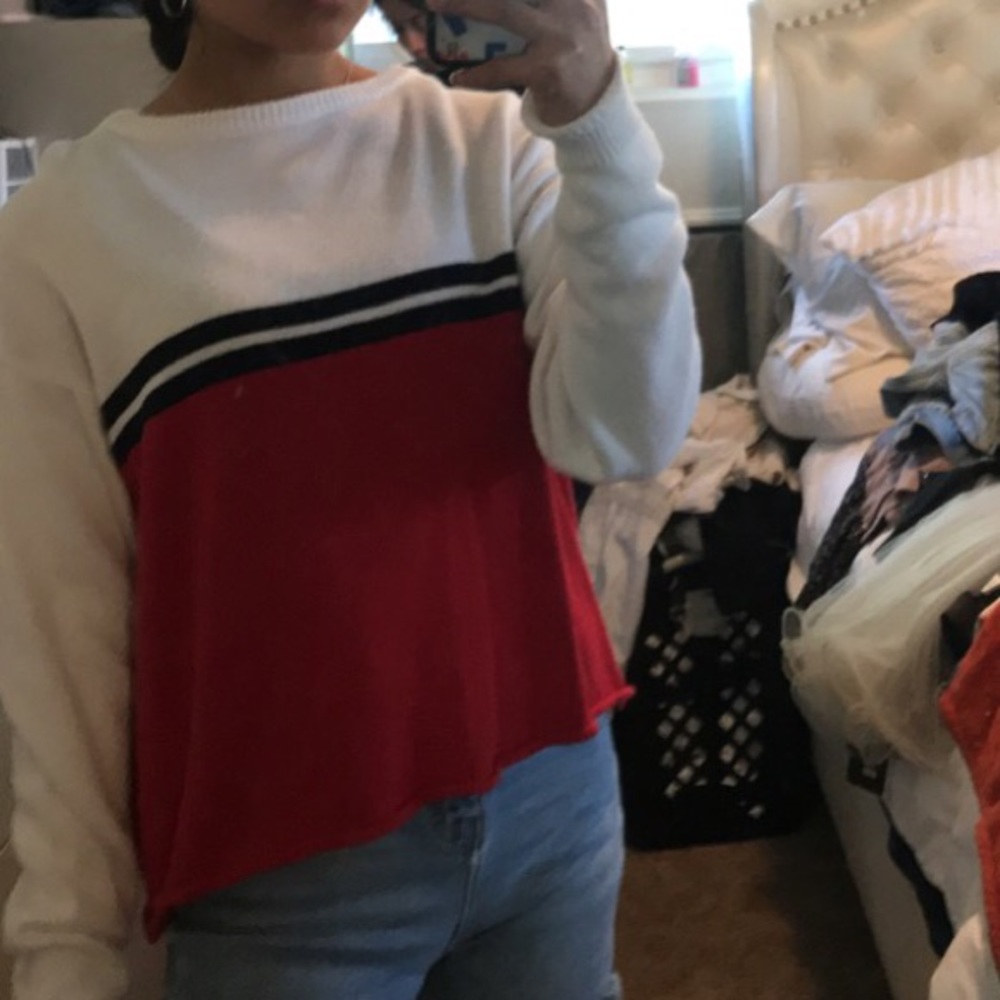 brandy melville sweater